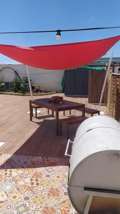 Beautiful Chalet With Wifi And Free Parking Арона Экстерьер фото